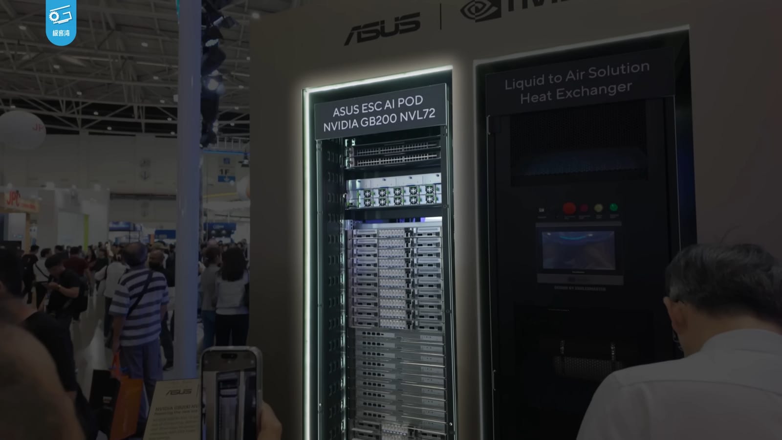 An NVIDIA GB200 NVL72 server rack on display at Computex 2024